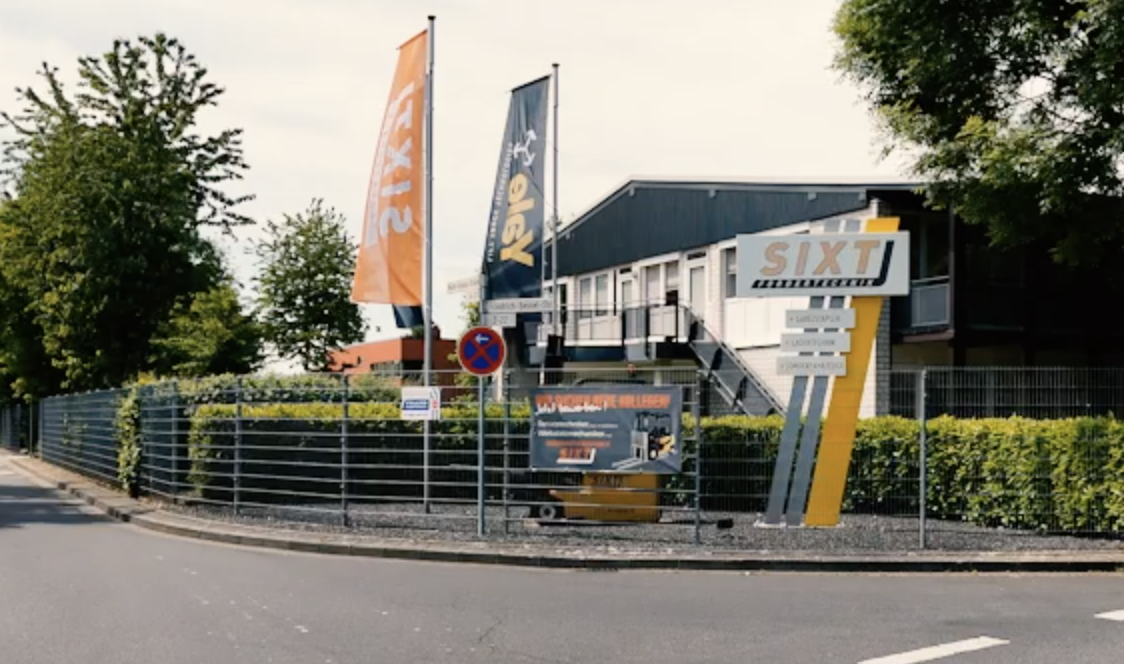 Team von Sixt Fördertechnik im Gespräch