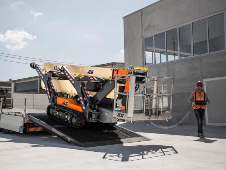 X33JPlus-Unloading